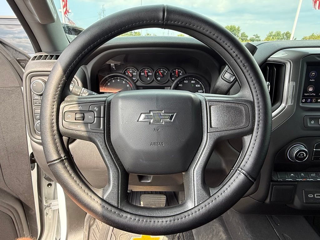 Used 2024 Chevrolet Silverado 1500 Custom Trail Boss w/ LPO, Dark Essentials Package AWD/4WD image 8