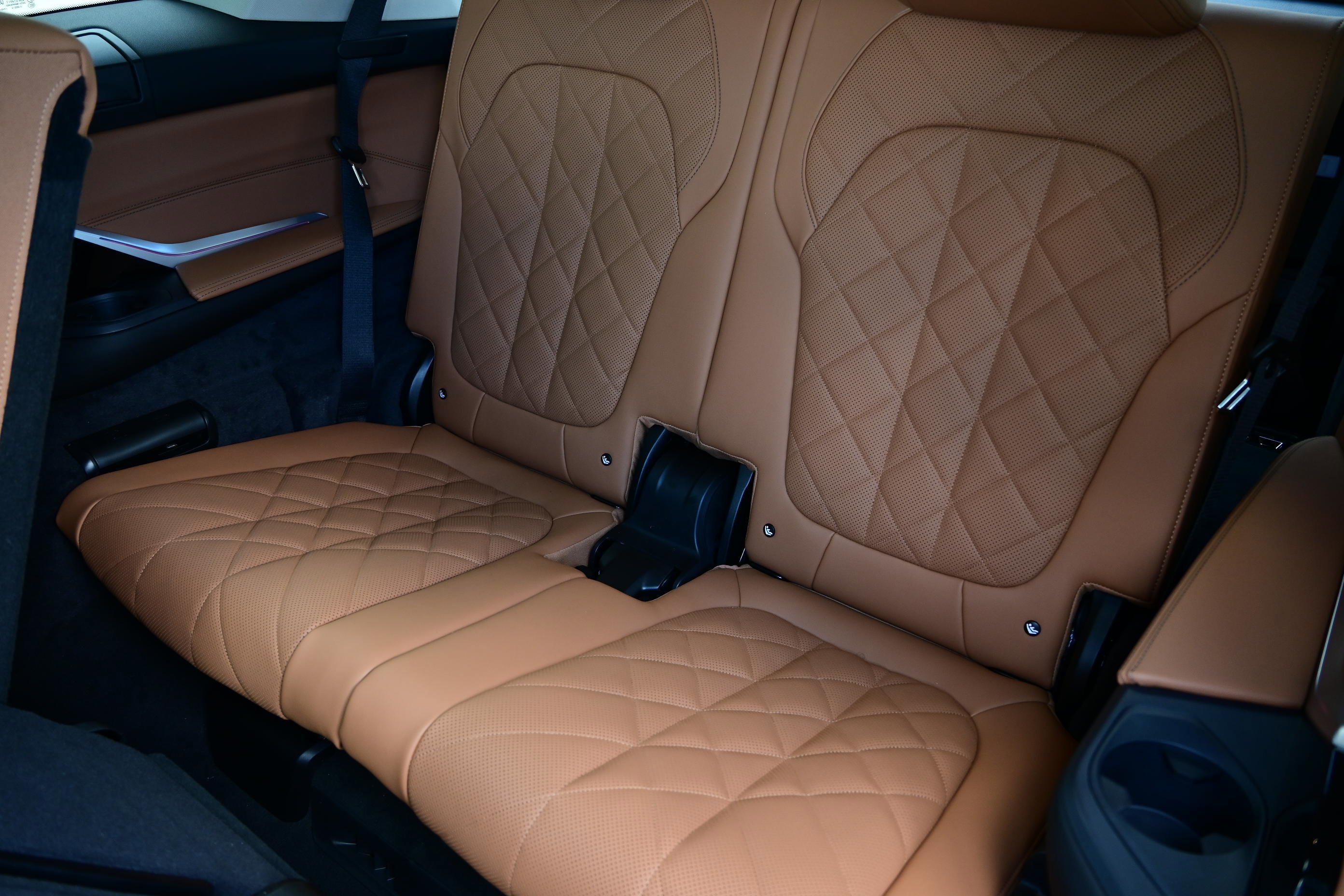 New 2026 BMW X7 xDrive40i w/ Premium Package image 12