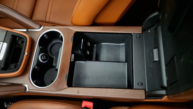 Used 2019 Porsche Cayenne Turbo AWD/4WD image 69