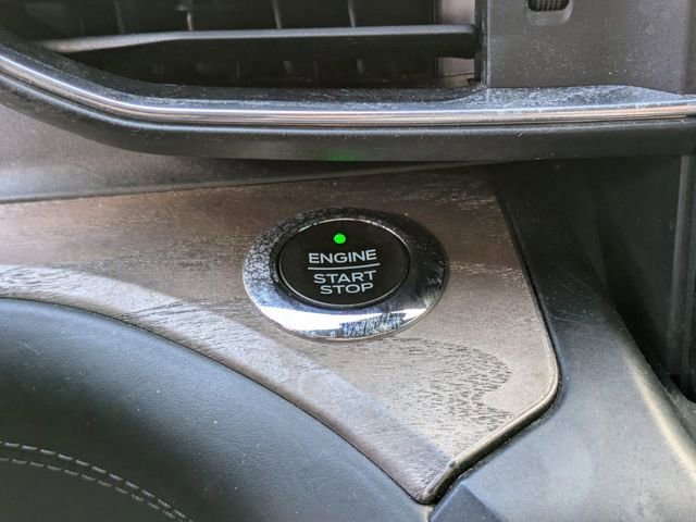 Used 2020 Ford Explorer Platinum w/ Premium Technology Package image 29