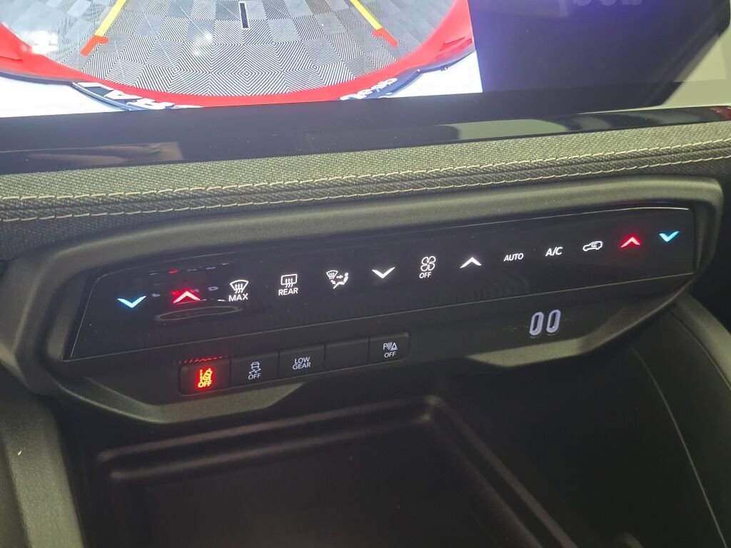 New 2026 Jeep Cherokee Laredo image 29