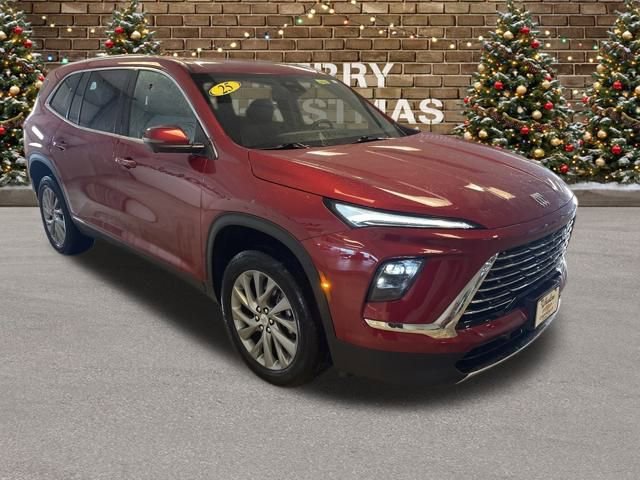 Used 2025 Buick Enclave Preferred image 8