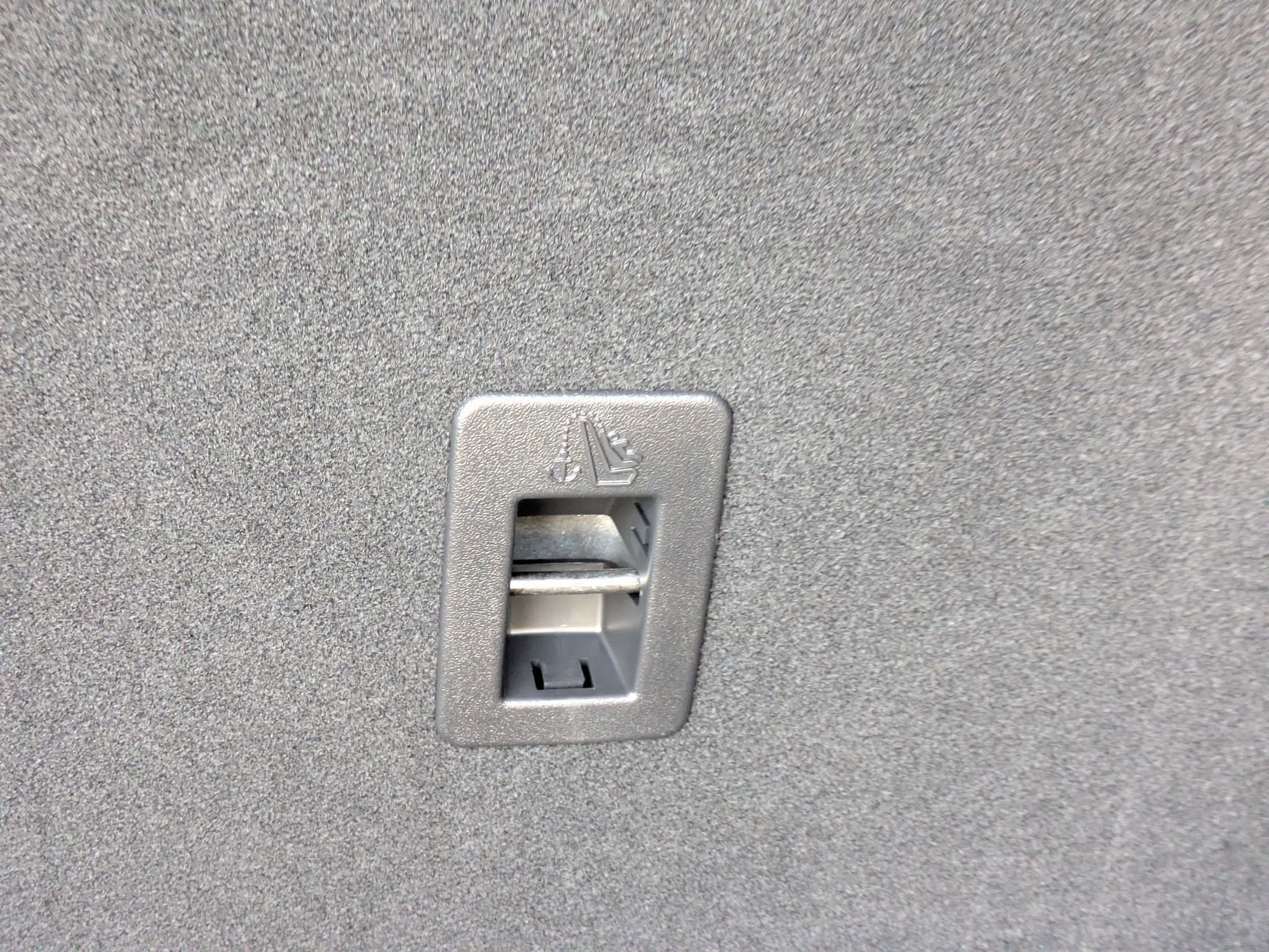 New 2025 Ford Escape SE w/ PHEV Premium Package image 33