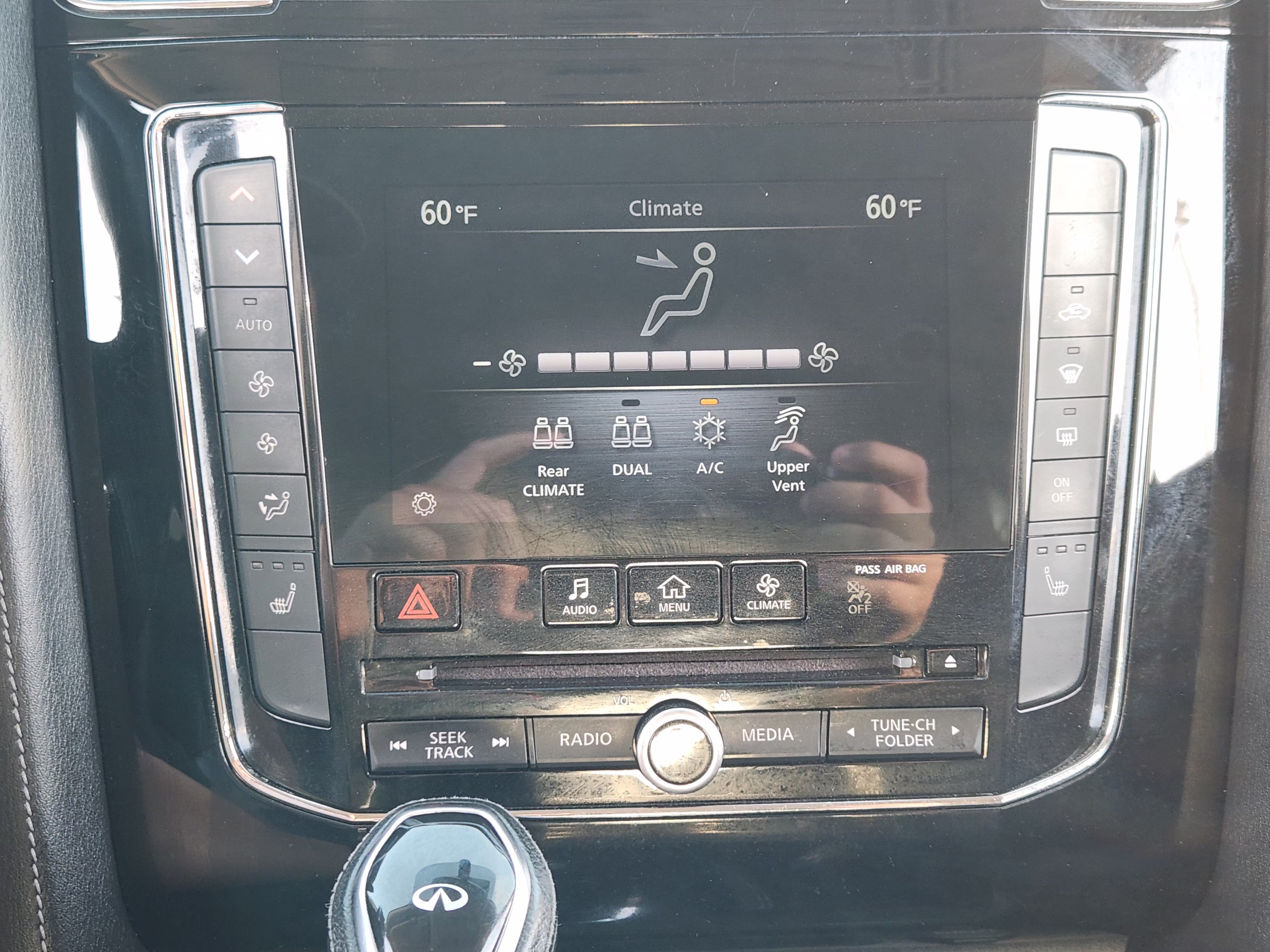 Used 2021 INFINITI QX80 Luxe AWD/4WD image 19