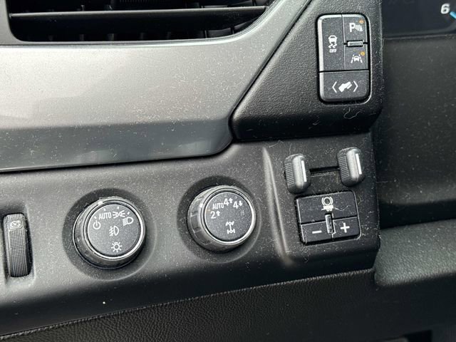 Used 2017 Chevrolet Tahoe LT image 27