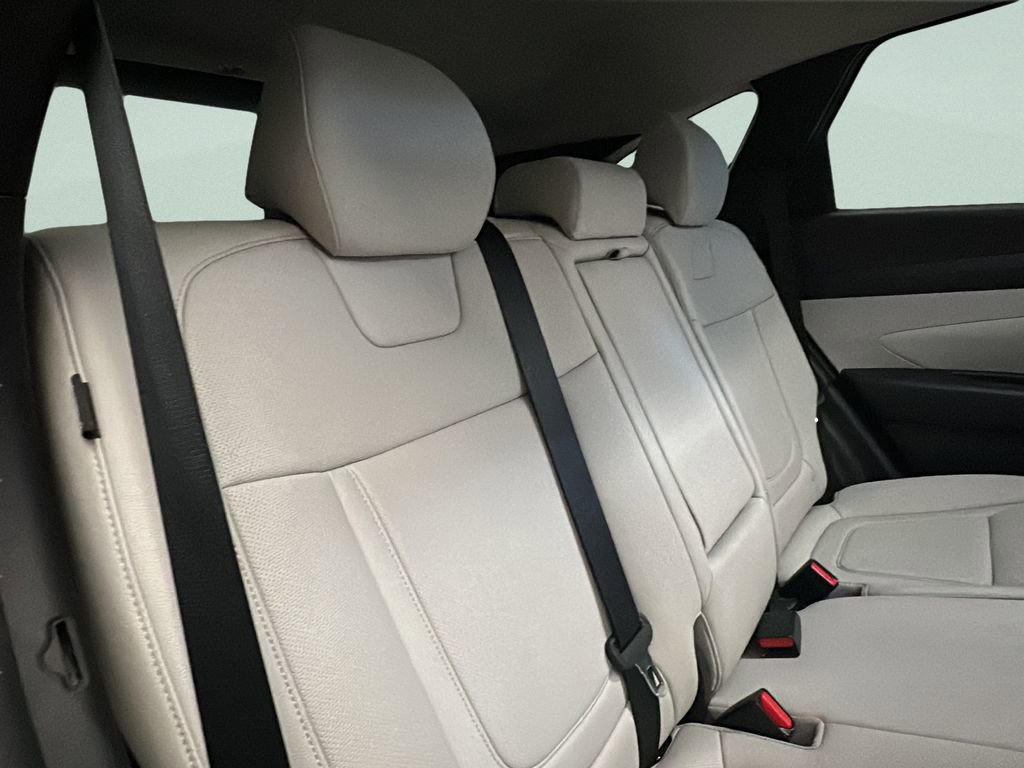 Certified 2025 Hyundai Tucson SEL image 14