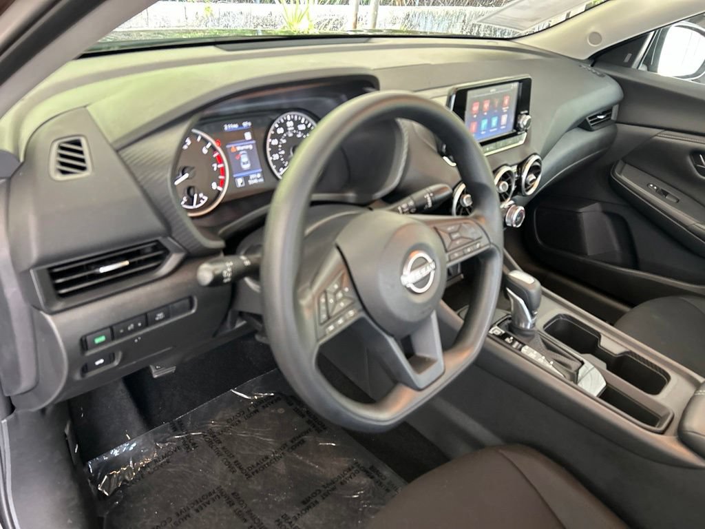 Certified 2025 Nissan Sentra S FWD image 20
