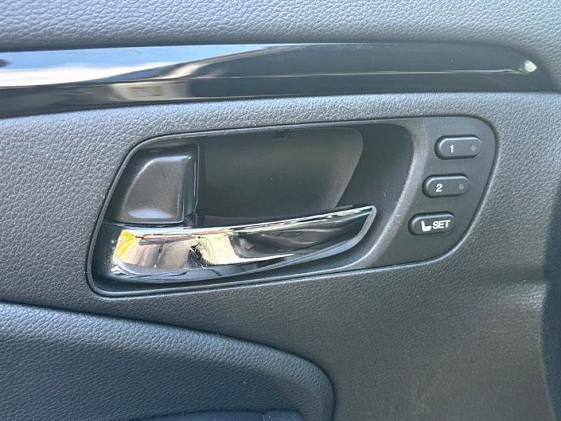 Used 2019 Honda Pilot Touring image 16