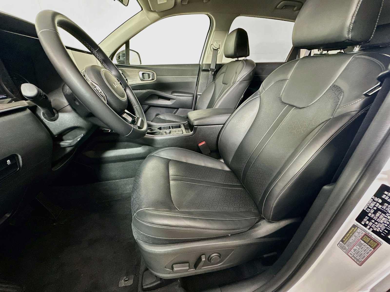Used 2022 Kia Sorento S AWD/4WD image 20