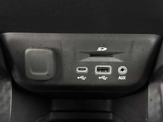 Certified 2022 Chevrolet TrailBlazer RS w/ Sun and Liftgate Package FWD image 22