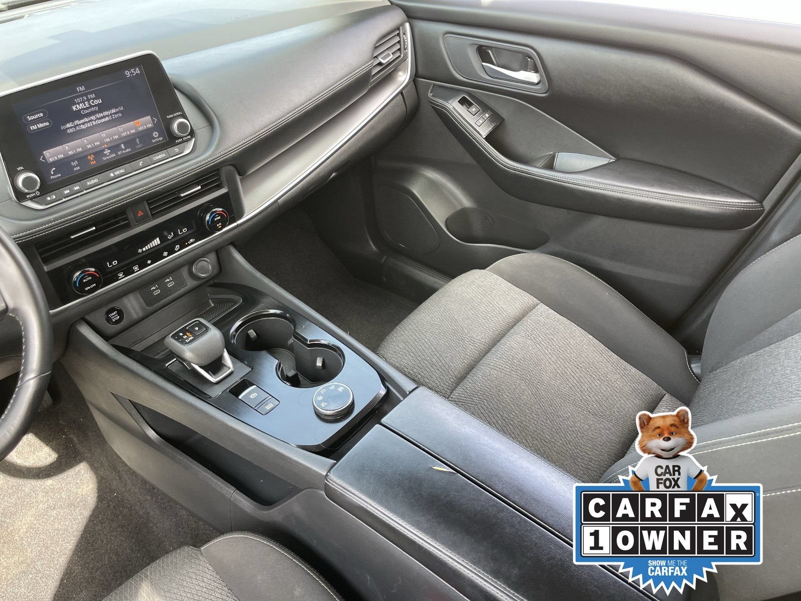 Used 2025 Nissan Rogue SV AWD/4WD image 17