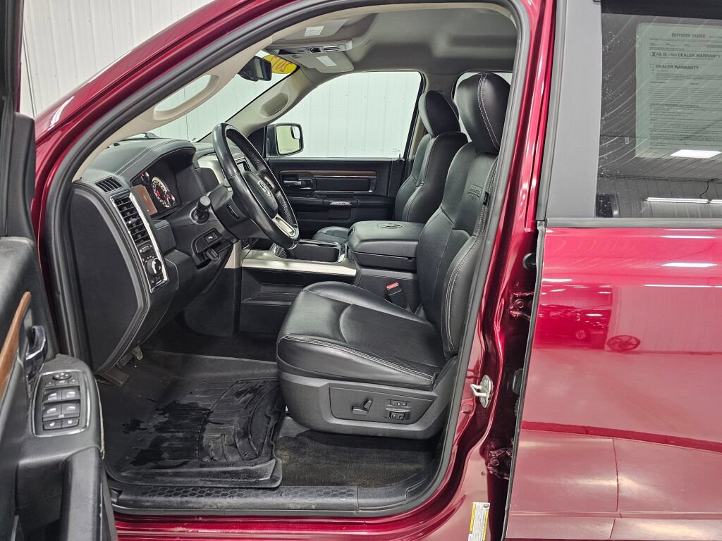 Used 2017 RAM 1500 Laramie w/ Convenience Group AWD/4WD image 11
