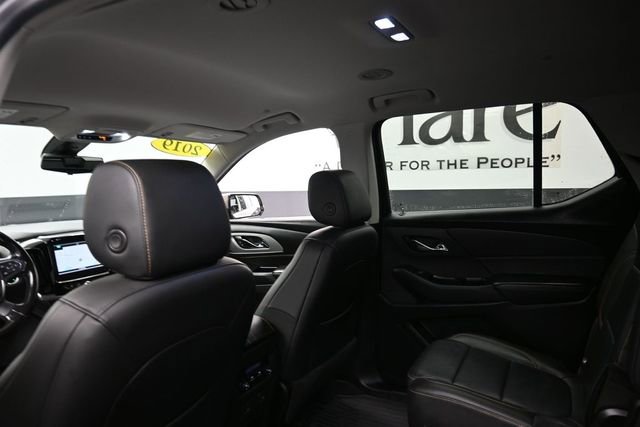 Used 2019 Chevrolet Traverse LT w/ LT Premium Package FWD image 24