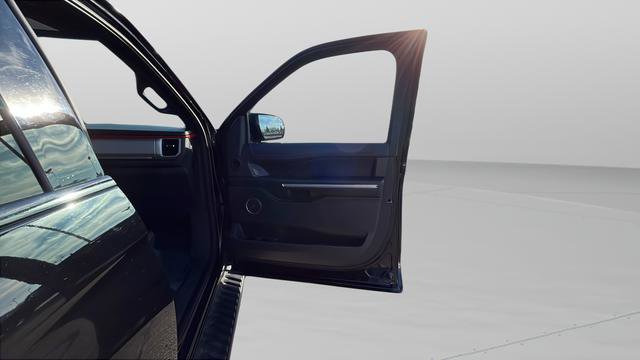 Used 2023 Ford Expedition Timberline image 27
