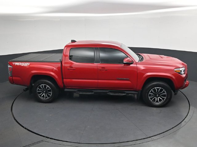 Used 2022 Toyota Tacoma TRD Sport AWD/4WD image 24