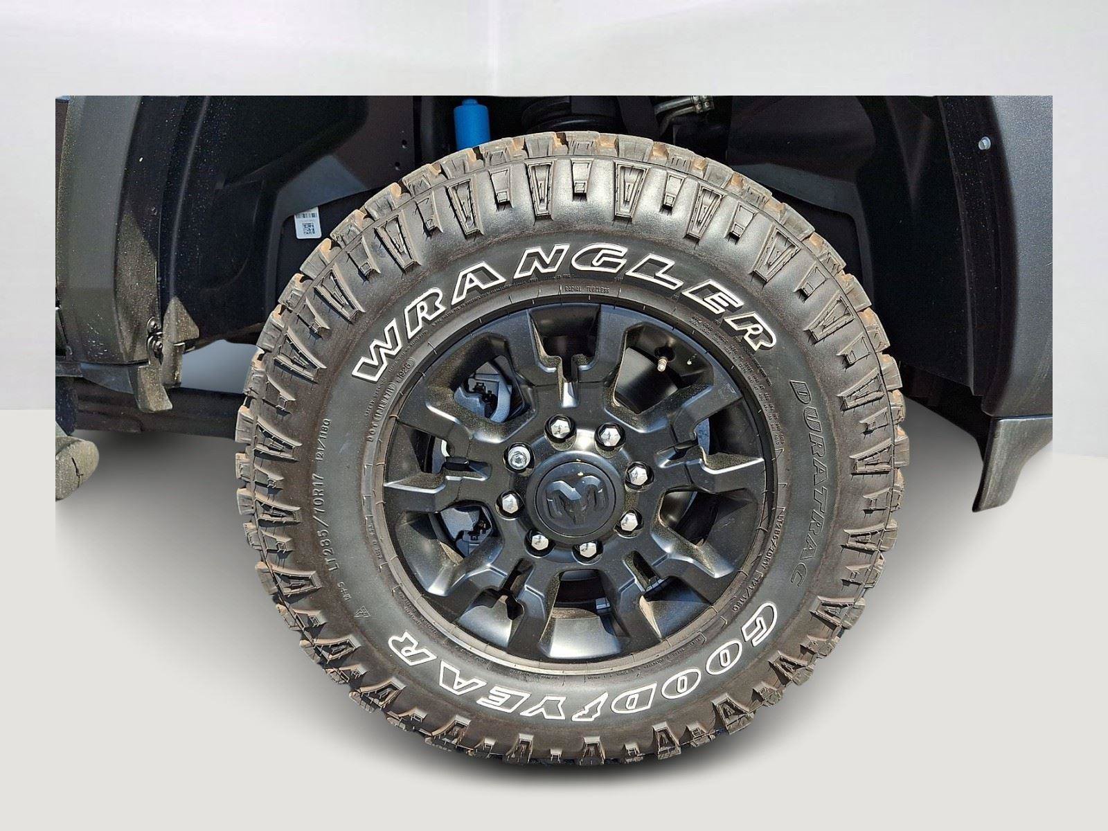 Certified 2025 RAM 2500 Power Wagon AWD/4WD image 8