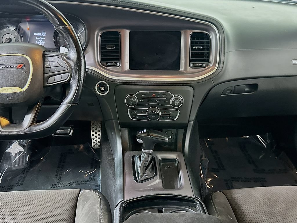 Used 2022 Dodge Charger R/T w/ Plus Group RWD image 15