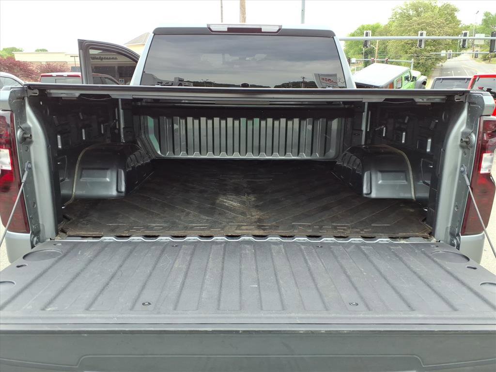 Used 2021 Chevrolet Silverado 1500 LT image 12