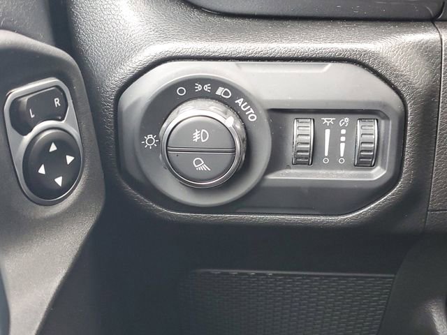 Used 2022 Jeep Gladiator Sport AWD/4WD image 18