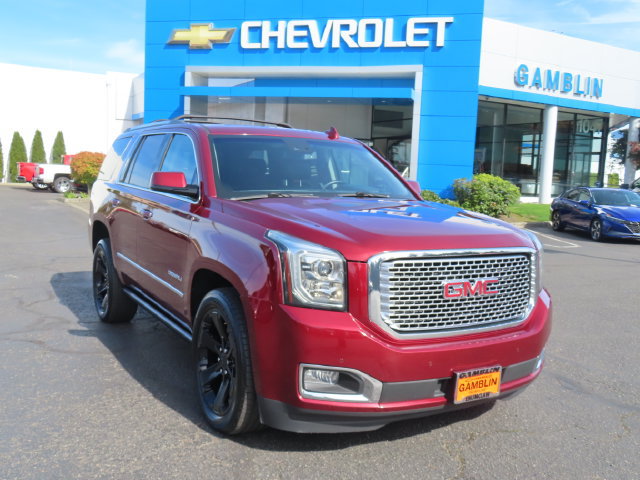 Used 2017 GMC Yukon Denali w/ Open Road Package AWD/4WD image 1