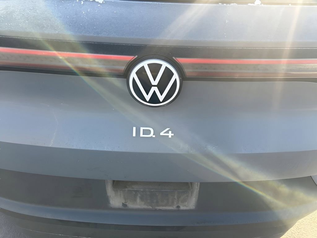 Used 2023 Volkswagen ID.4 S image 14