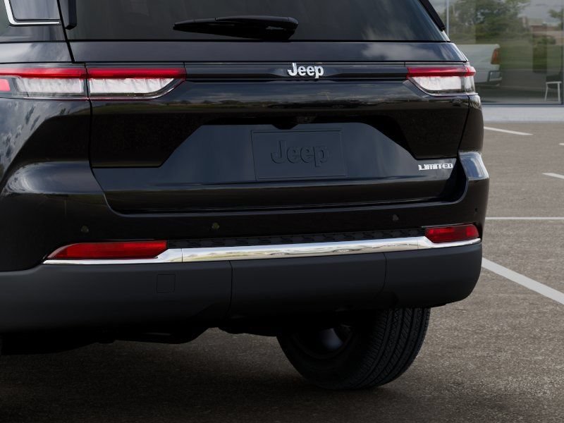 New 2026 Jeep Grand Cherokee Limited RWD image 14