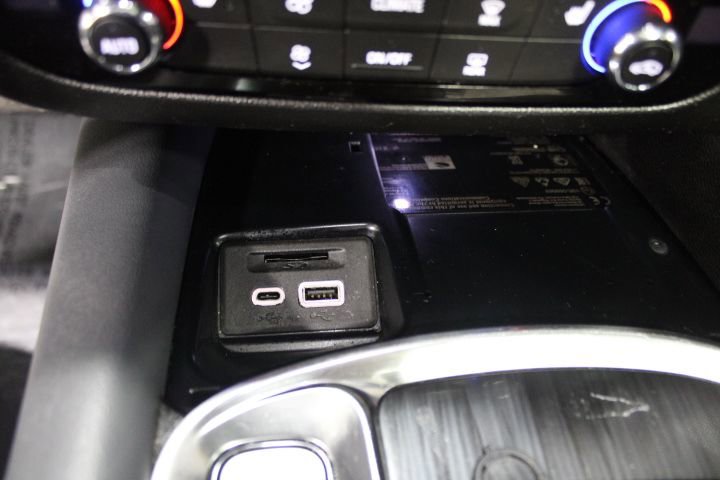 Used 2024 Buick Enclave Essence w/ Experience Buick Package FWD image 52