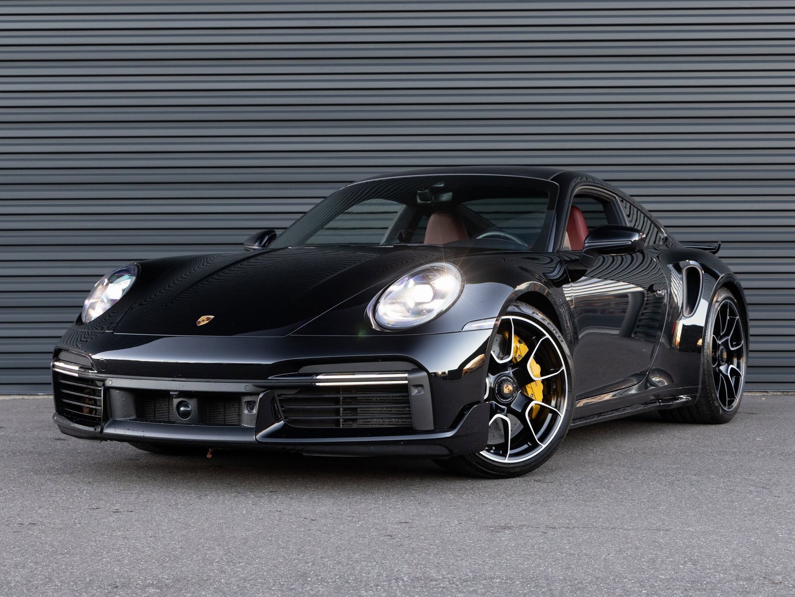 Used 2021 Porsche 911 Turbo S image 1