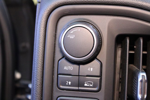 Used 2020 Chevrolet Silverado 1500 Custom image 18