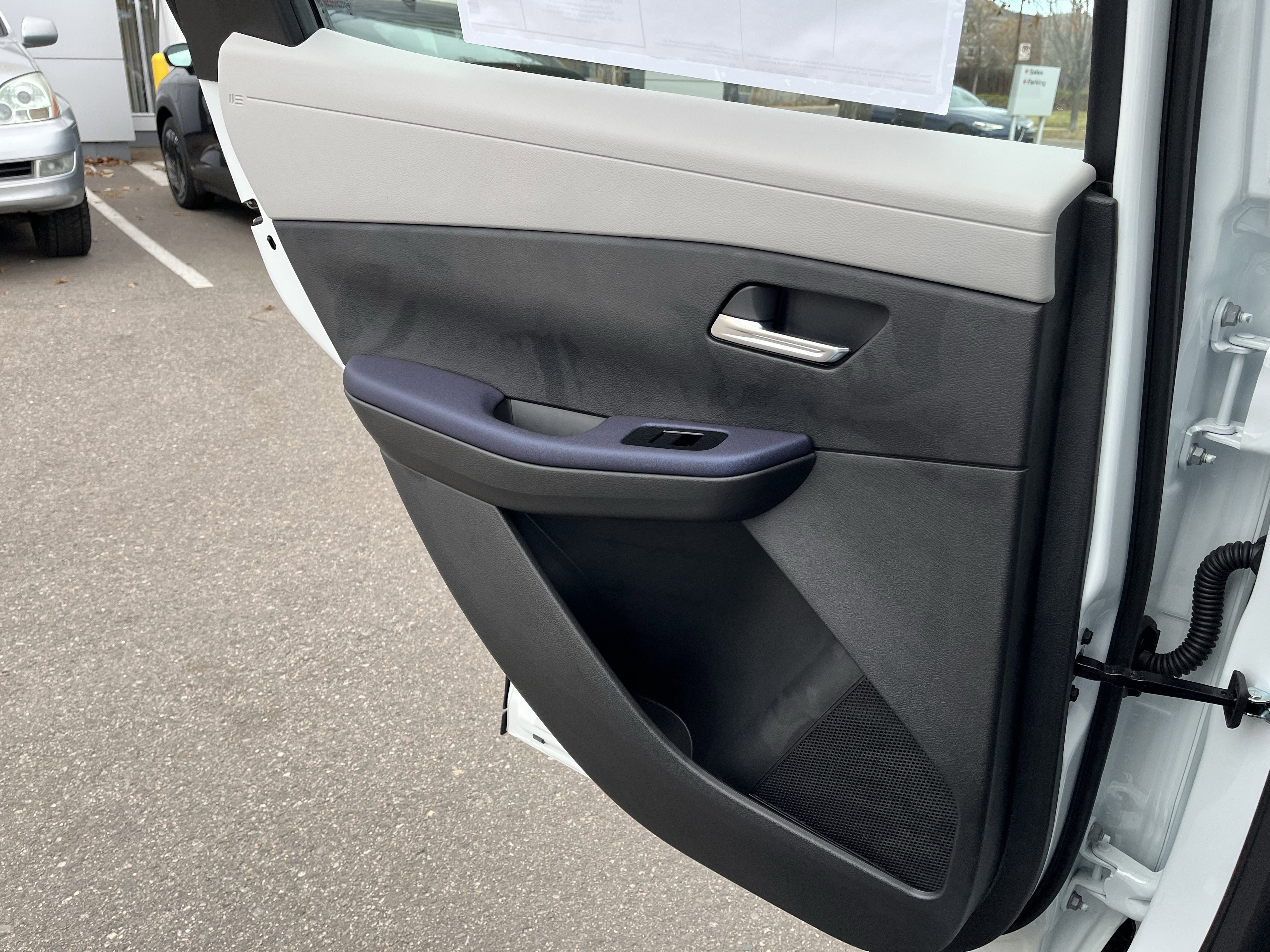 New 2026 Nissan Leaf SV+ w/ Floor Mat Package (SV+) image 27