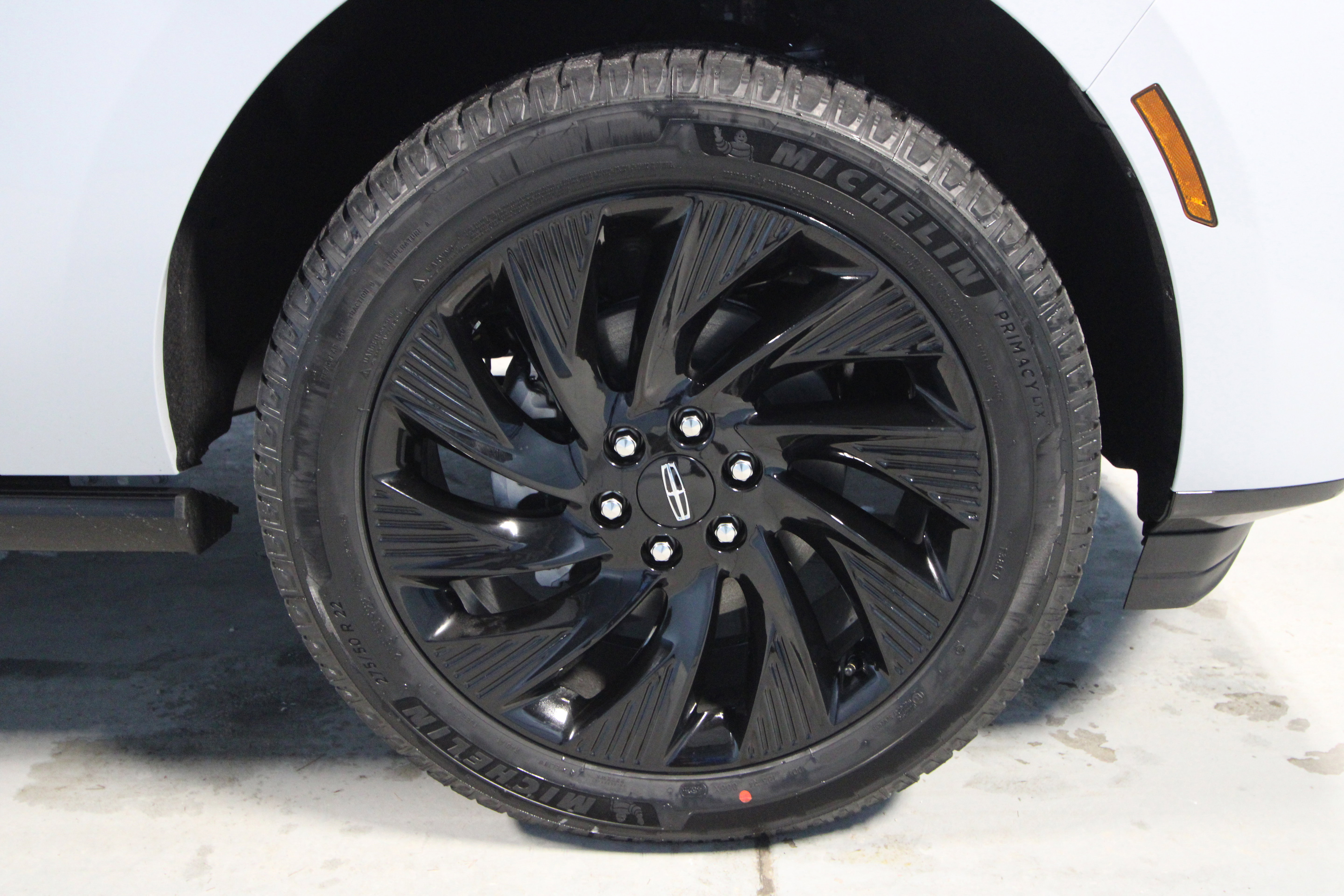 New 2026 Lincoln Navigator L Reserve w/ Jet Appearance Package image 32