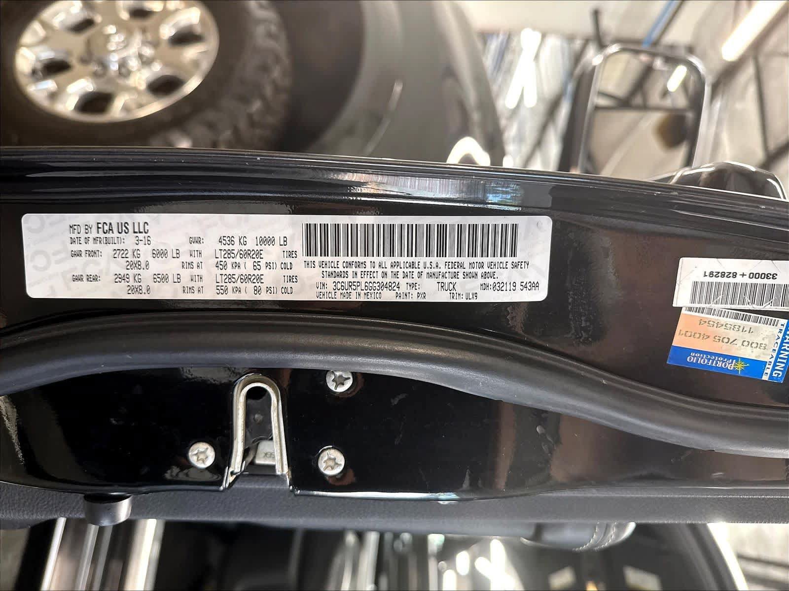 Used 2016 RAM 2500 Limited AWD/4WD image 22
