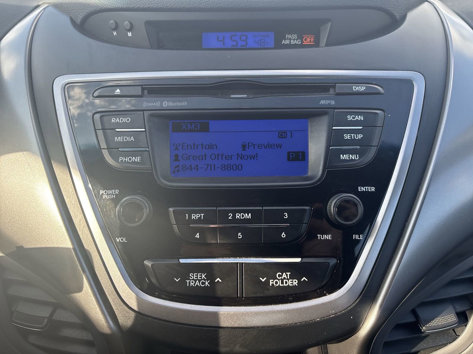 Used 2013 Hyundai Elantra GLS w/ Preferred Pkg FWD image 16