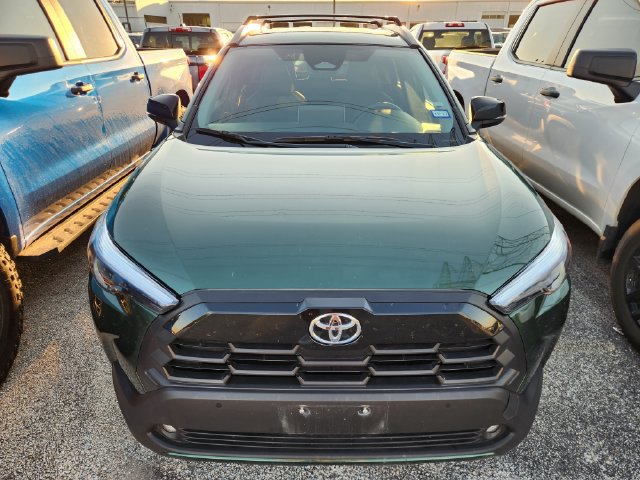 Used 2026 Toyota Corolla Cross XLE w/ Convenience Package FWD image 2