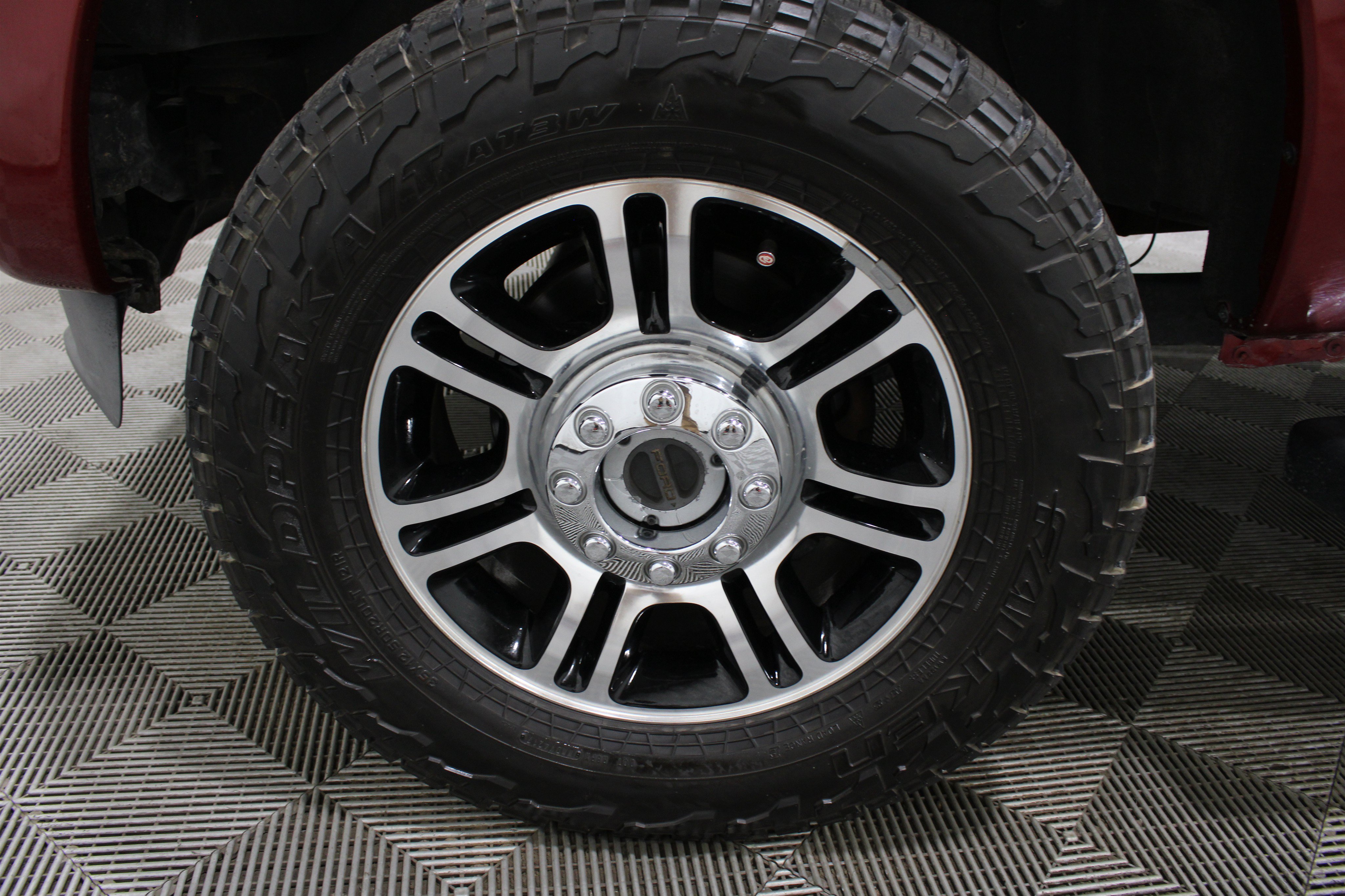 Used 2013 Ford F250 Platinum w/ FX4 Off Road Pkg AWD/4WD image 37