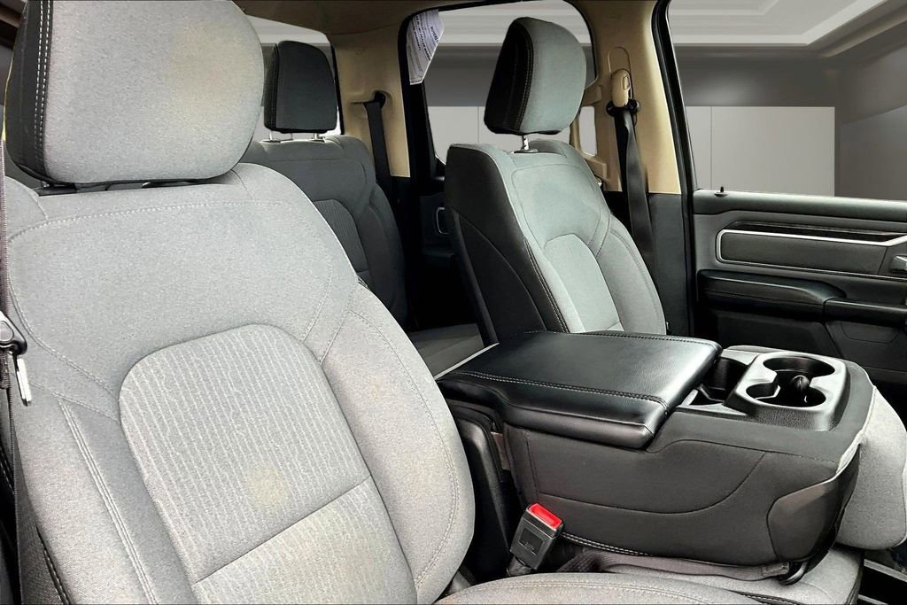 Used 2020 RAM 1500 Big Horn AWD/4WD image 30