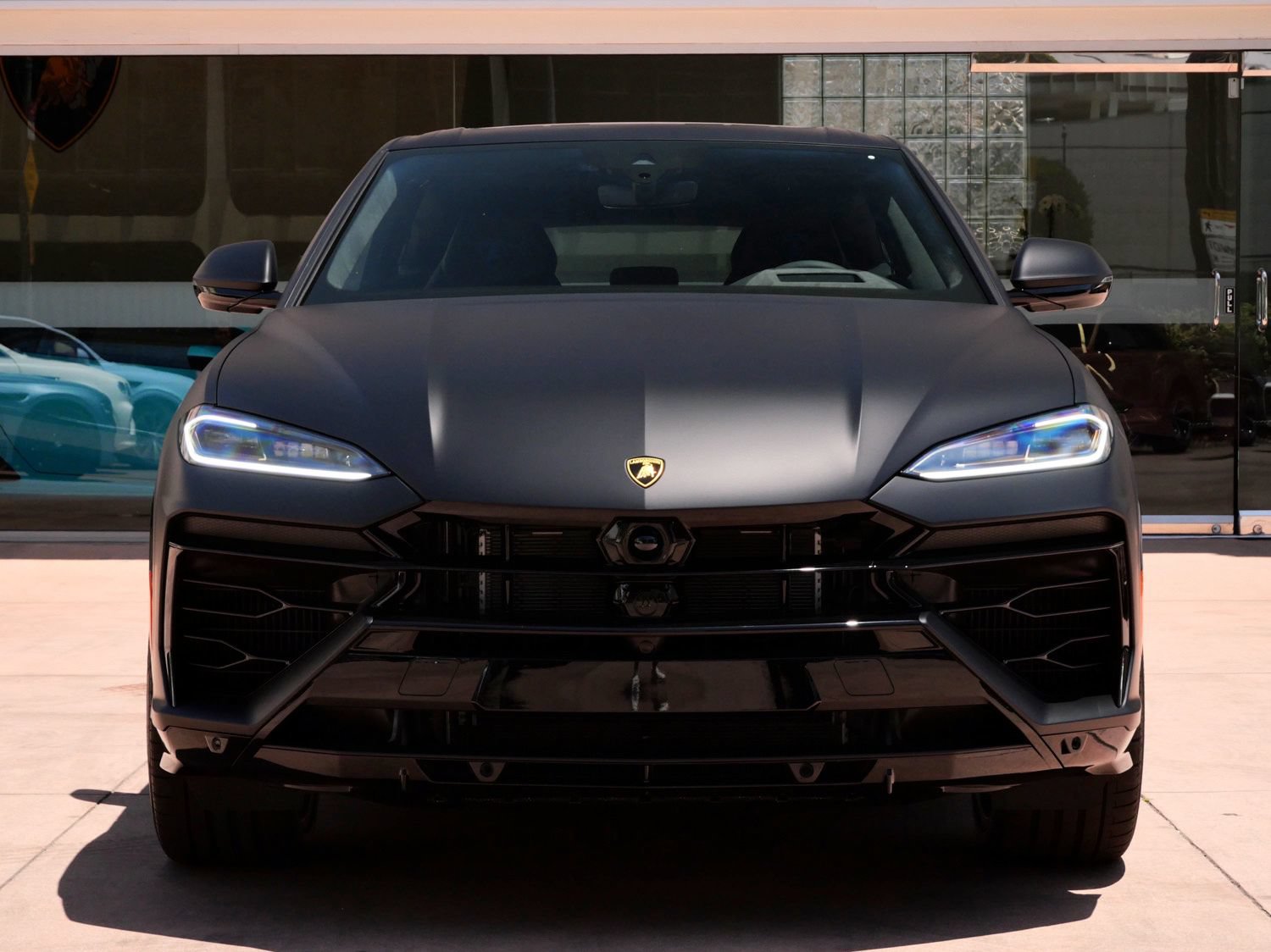 Used 2025 Lamborghini Urus S AWD/4WD image 5