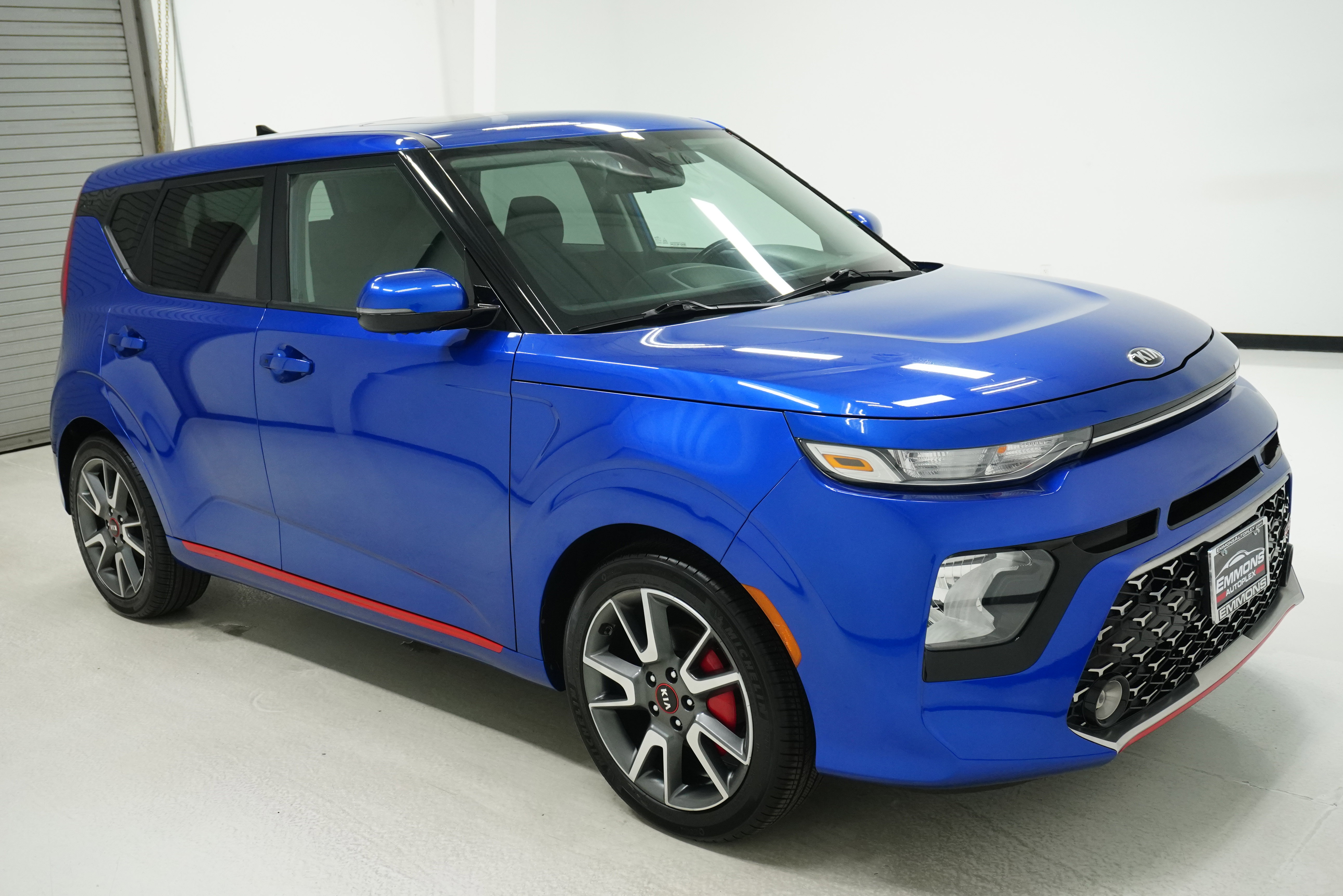 Used 2020 Kia Soul GT-Line w/ GT 2.0L Power Sunroof Package FWD image 3