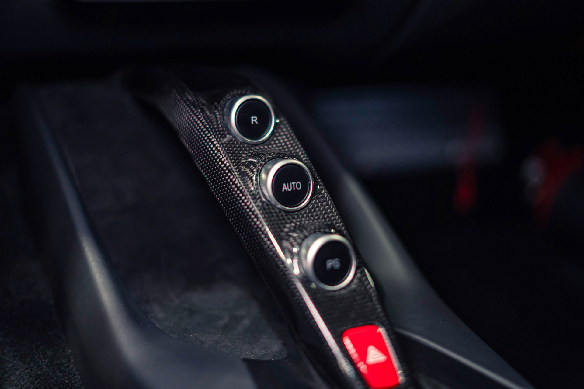 Used 2020 Ferrari 812 Superfast RWD image 43