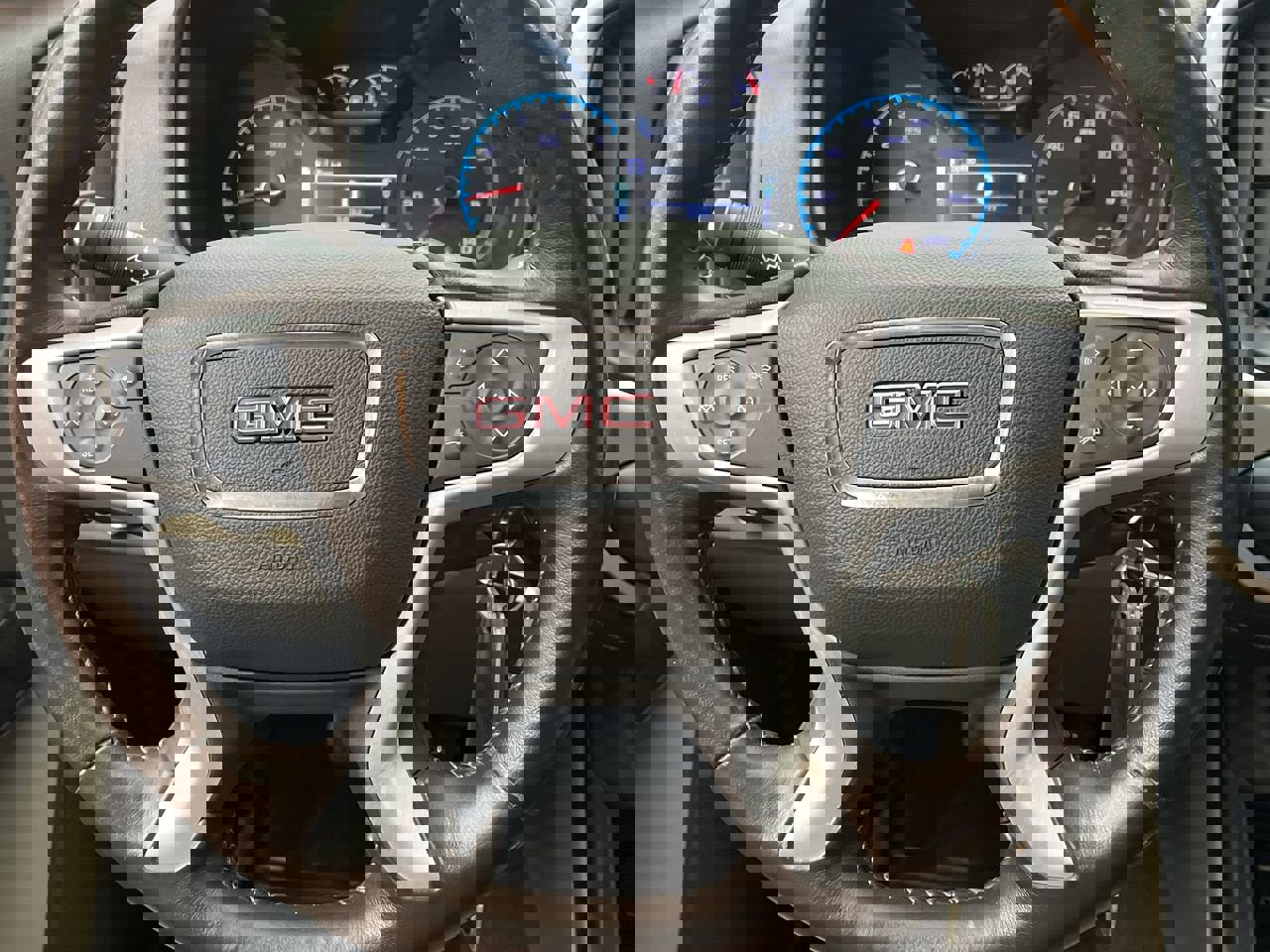 Used 2017 GMC Canyon SLT w/ Driver Alert Package image 15