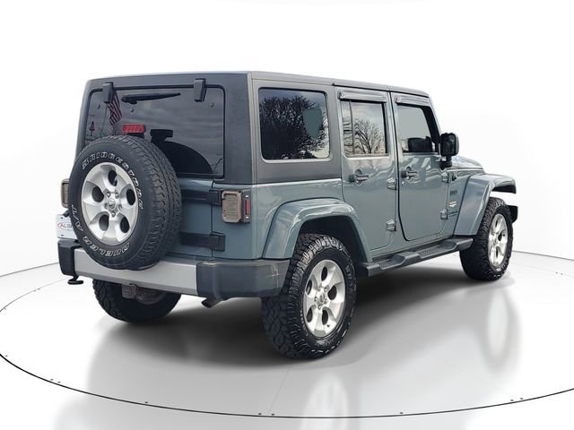 Used 2014 Jeep Wrangler Unlimited Sahara w/ Dual Top Group AWD/4WD image 4
