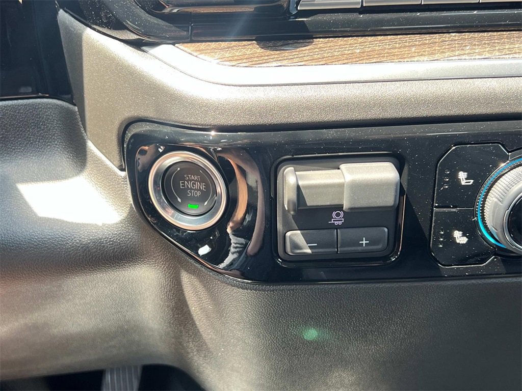 New 2026 Chevrolet Silverado 1500 LT image 17