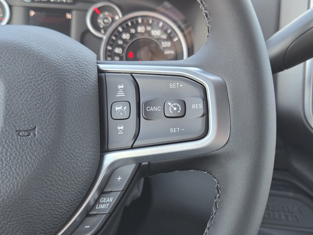 New 2026 RAM 3500 Big Horn AWD/4WD image 19