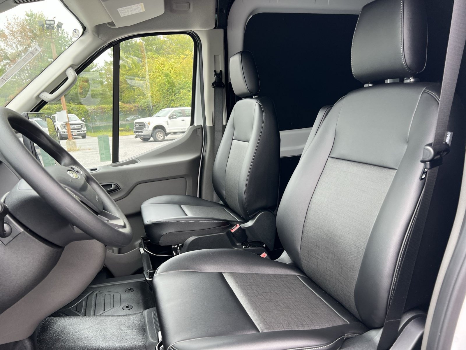 New 2027 Ford Transit 250 148 High Roof w/ Load Area Protection Package RWD image 13
