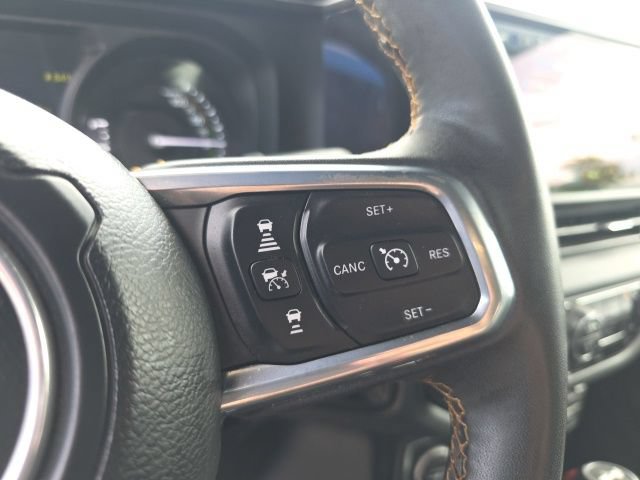 Used 2024 Jeep Wrangler Unlimited Sahara w/ Technology Group AWD/4WD image 22