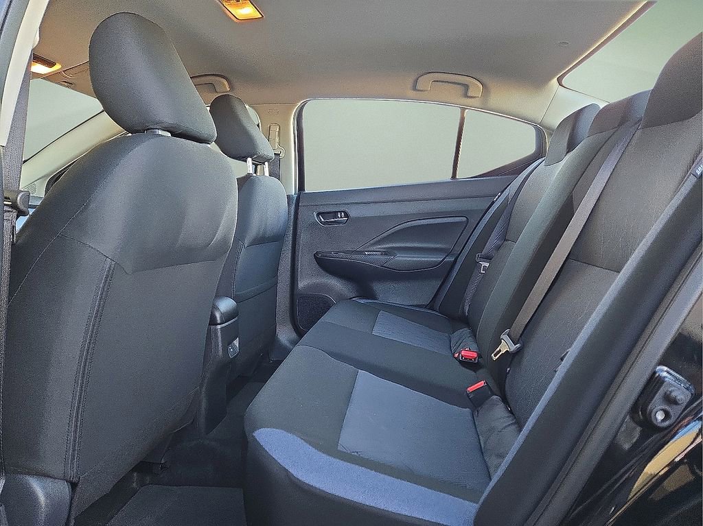 Used 2025 Nissan Versa SV image 14