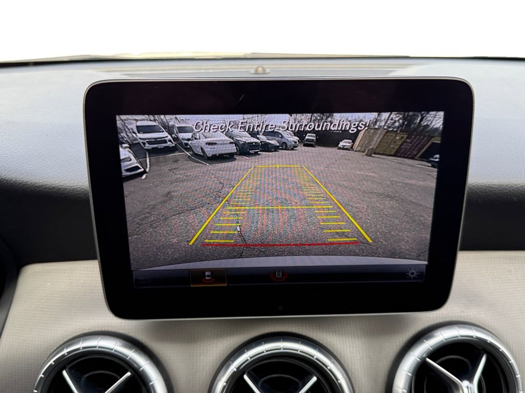 Used 2018 Mercedes-Benz CLA 250 image 15