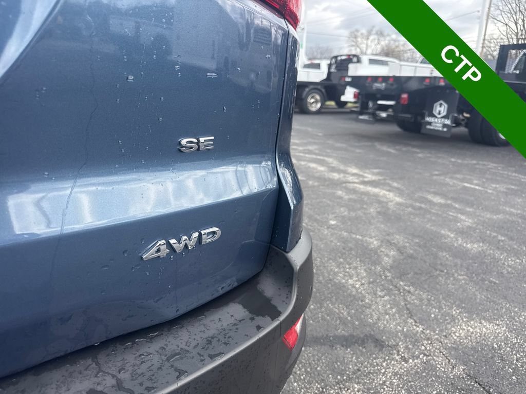 Used 2022 Ford EcoSport SE w/ Interior Protection Package AWD/4WD image 9