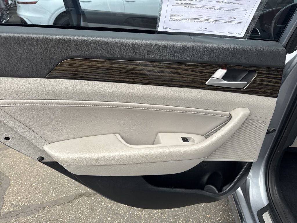 Used 2016 Hyundai Sonata Limited FWD image 39