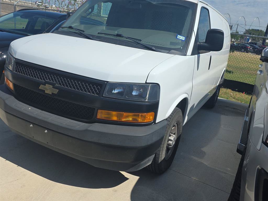 Used 2022 Chevrolet Express 2500 w/ Communications Package RWD image 5